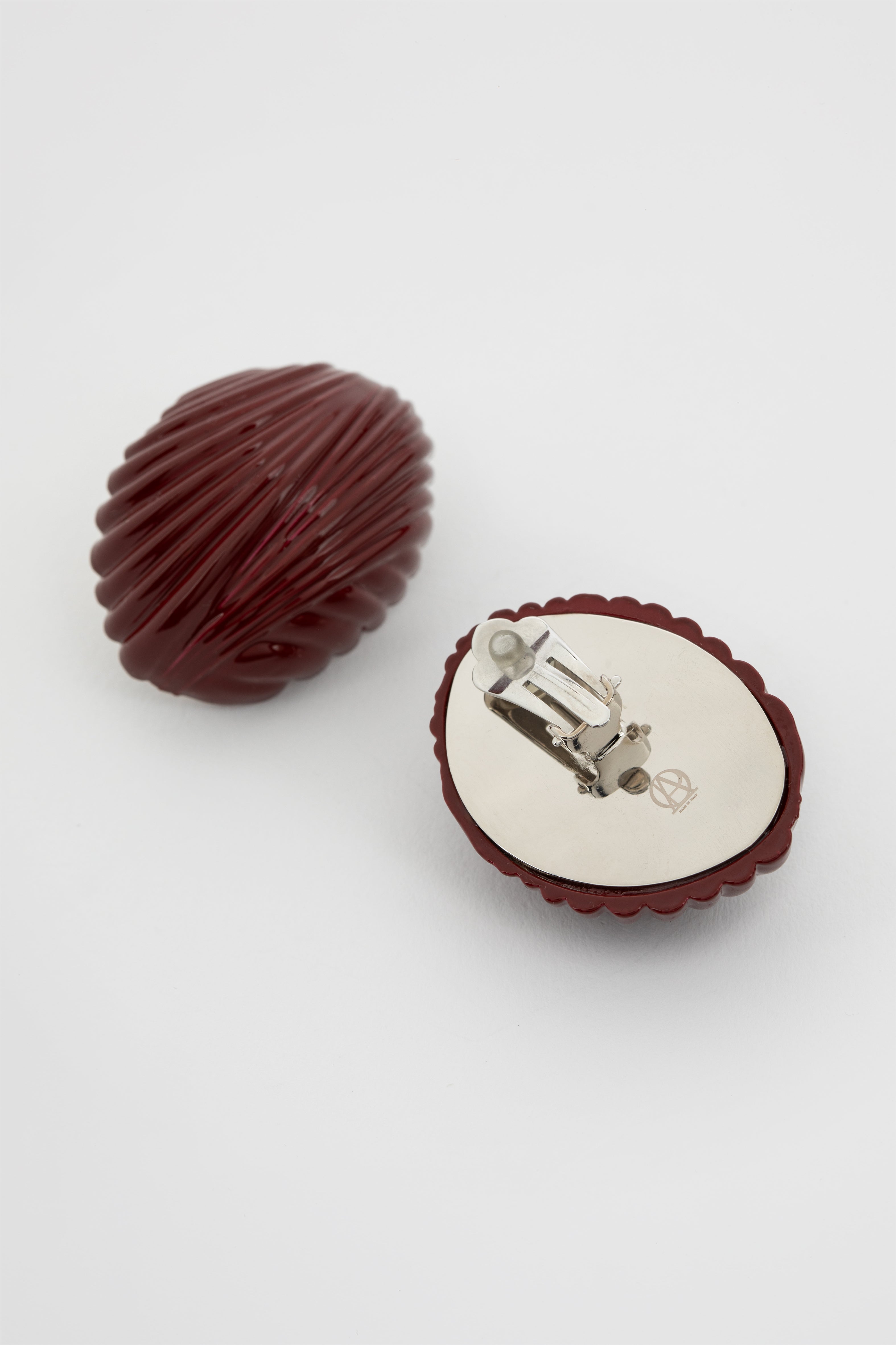 Thil Earrings Burgundy