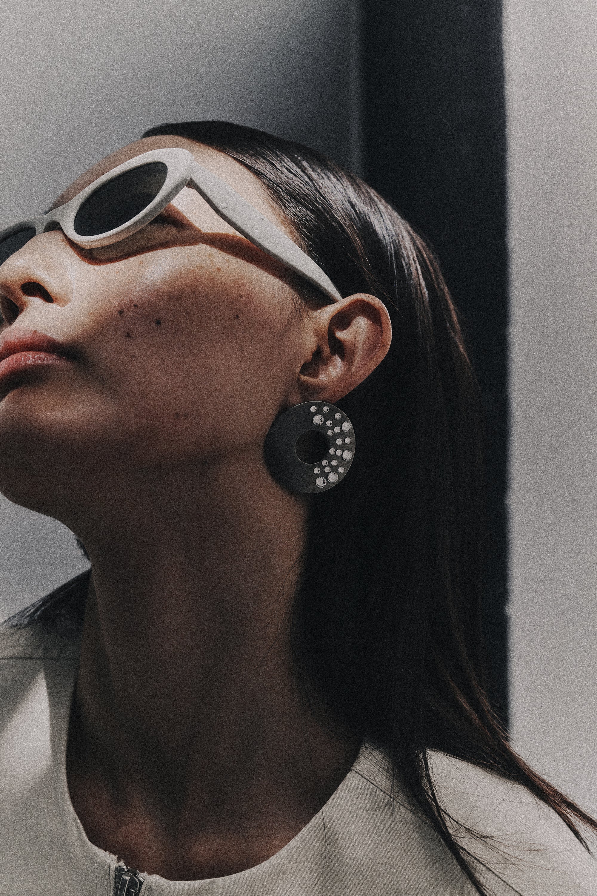 Bader Earrings Gunmetal