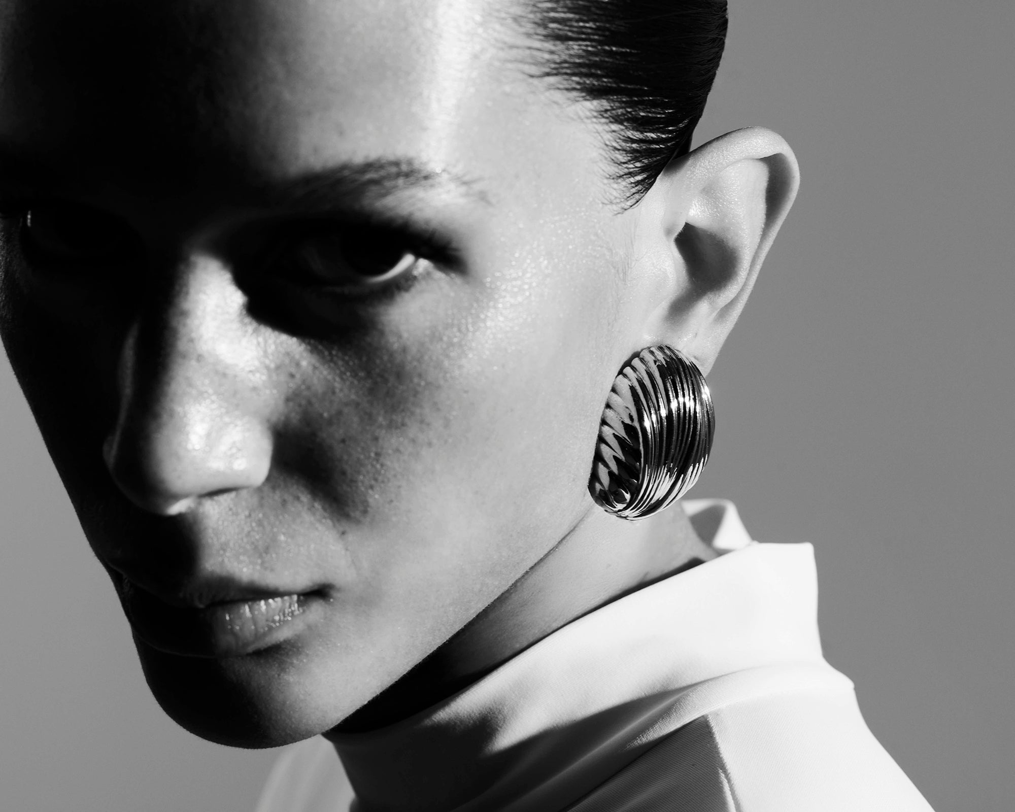 Thil Earring Silver